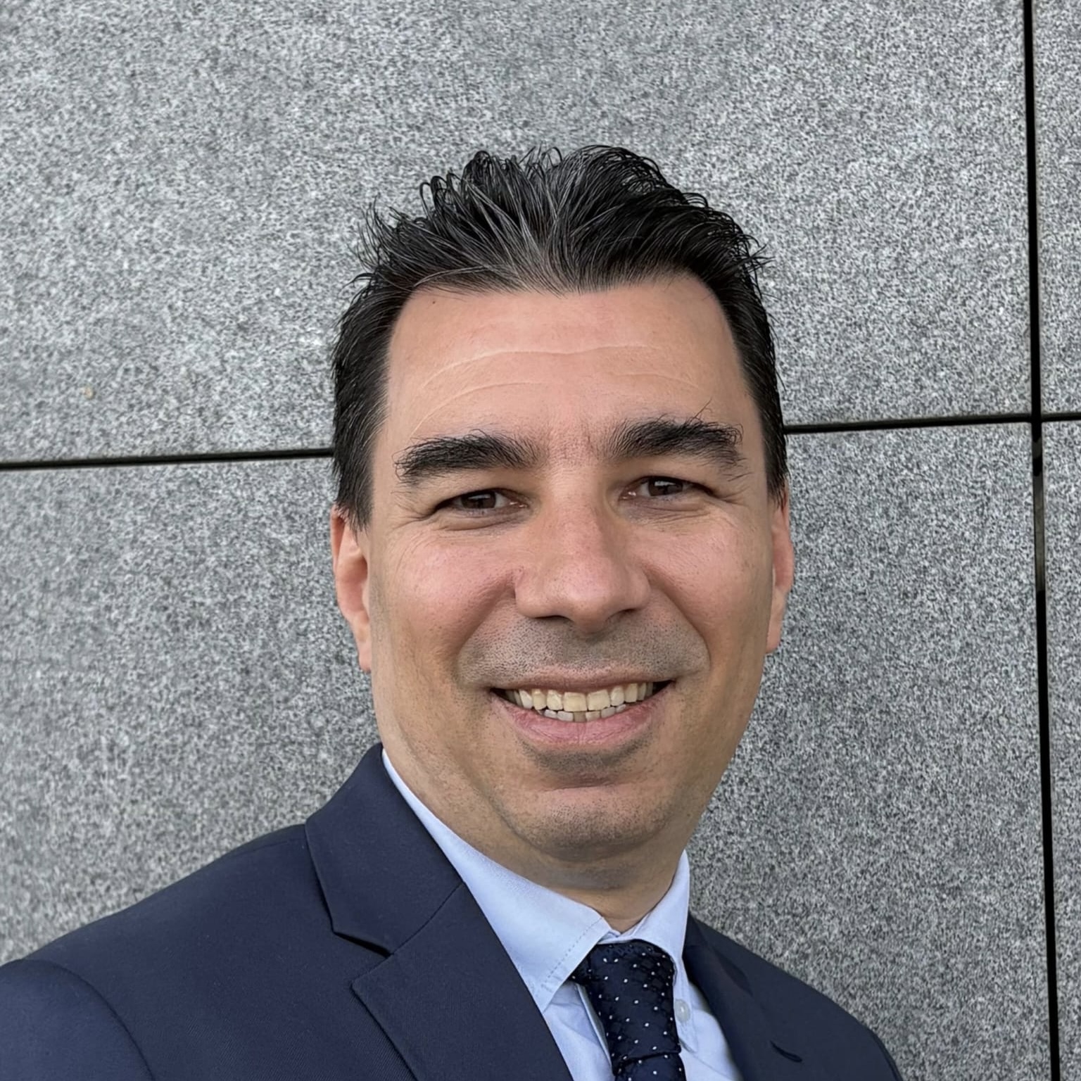 Ahmet Uygur KIRKEVLER